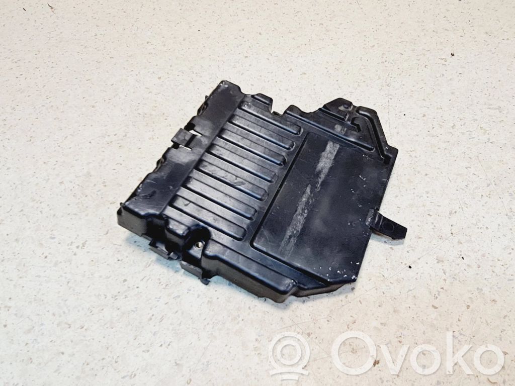 Peugeot 207 Other engine bay part 