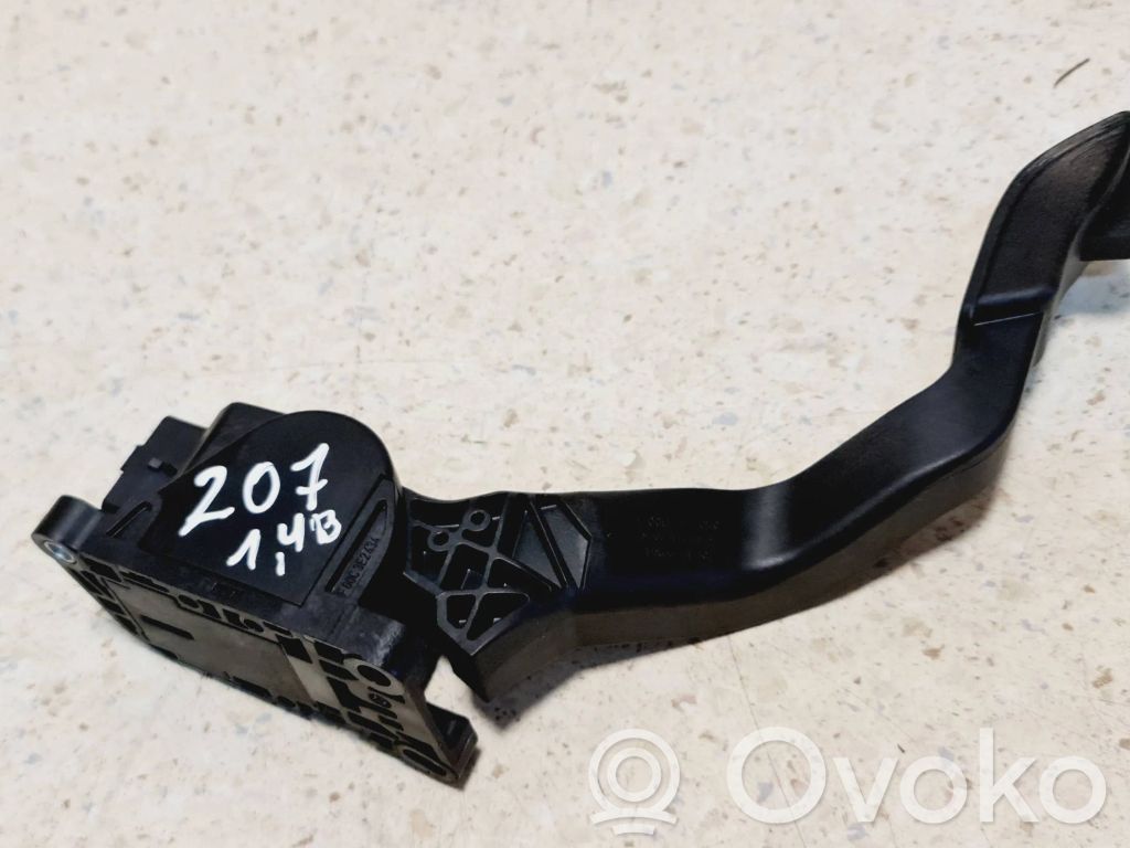 Peugeot 207 Accelerator throttle pedal 