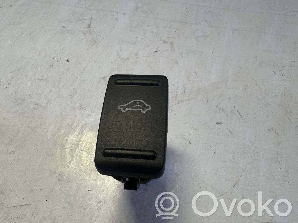 Ford Focus Alarm switch 