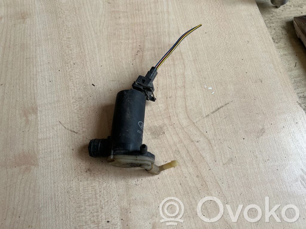 Mazda 2 Windscreen/windshield washer pump 