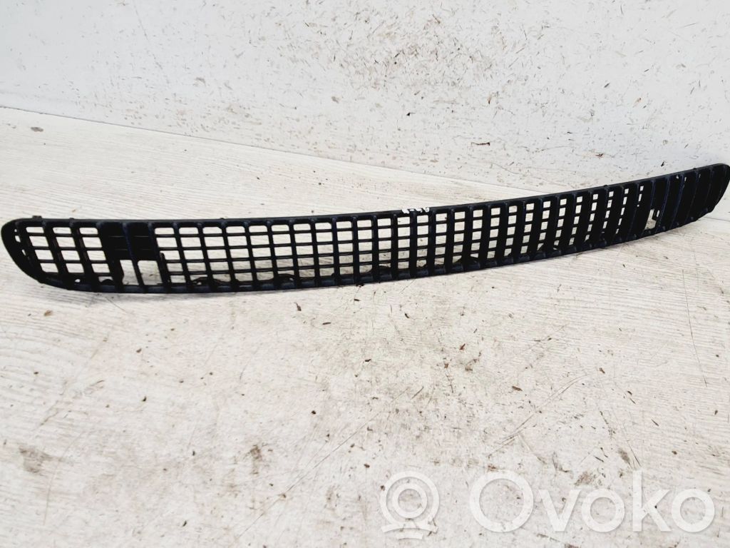 BMW 3 E46 Bonnet/hood grill 
