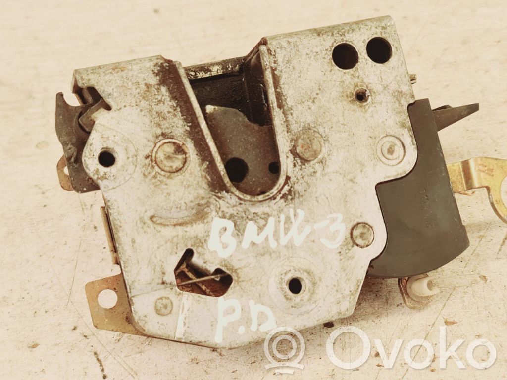 BMW 3 E36 Front door lock 