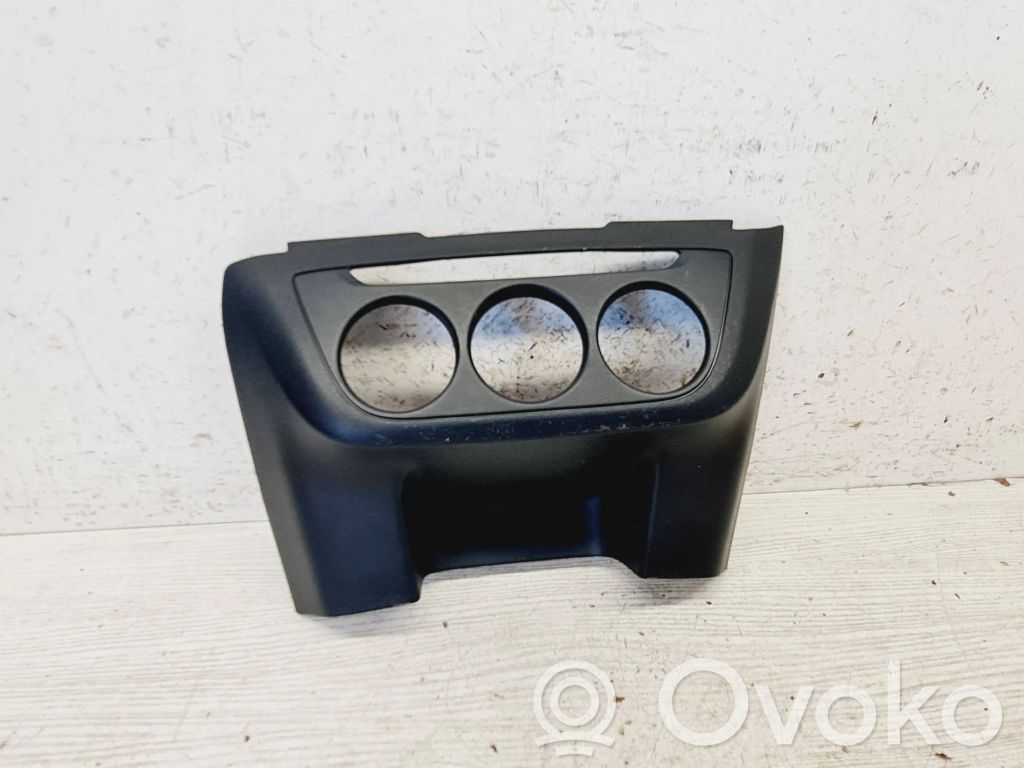 Peugeot 301 Climate control/heater control trim 