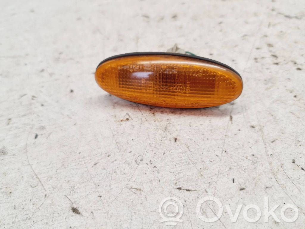 Mazda Premacy Front fender indicator light 