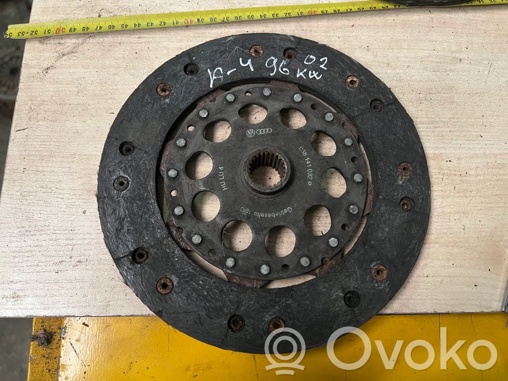 Tarcza sprzęgła   038141032P