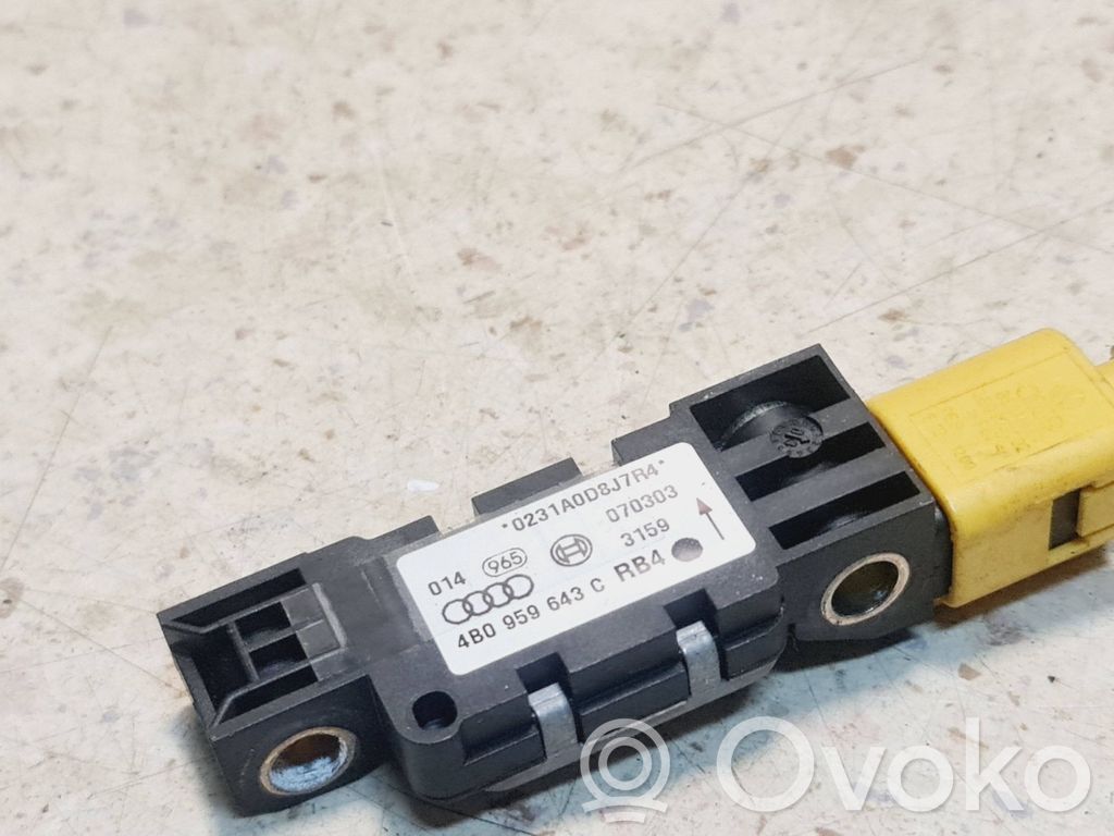 Audi A6 S6 C5 4B Gaisa spilvenu trieciensensors 