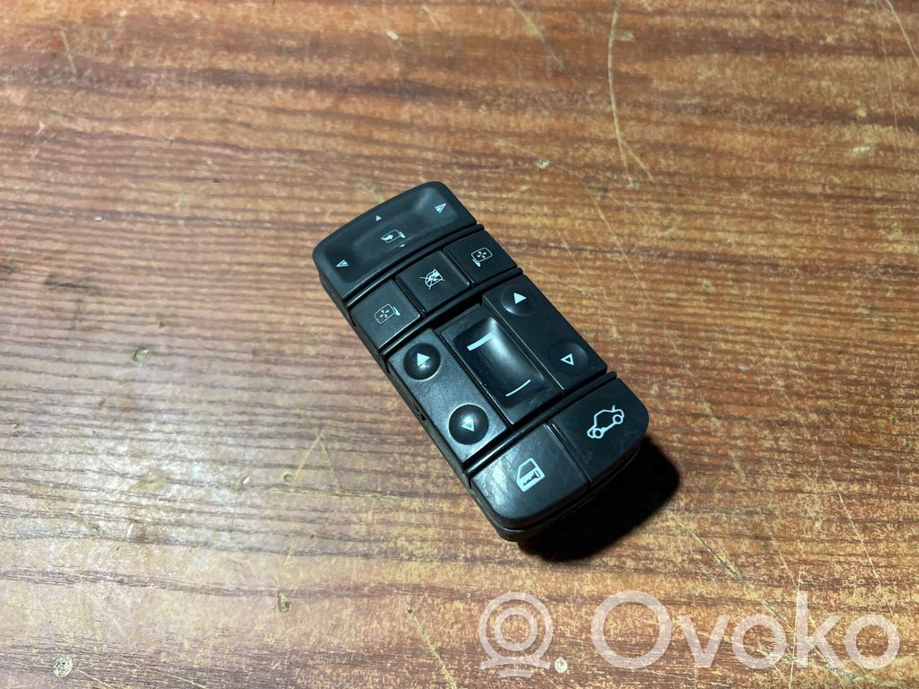 Opel Vectra C Electric window control switch 