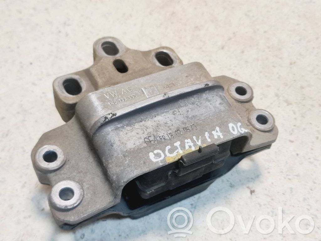 Skoda Octavia Mk2 (1Z) Engine mount bracket 