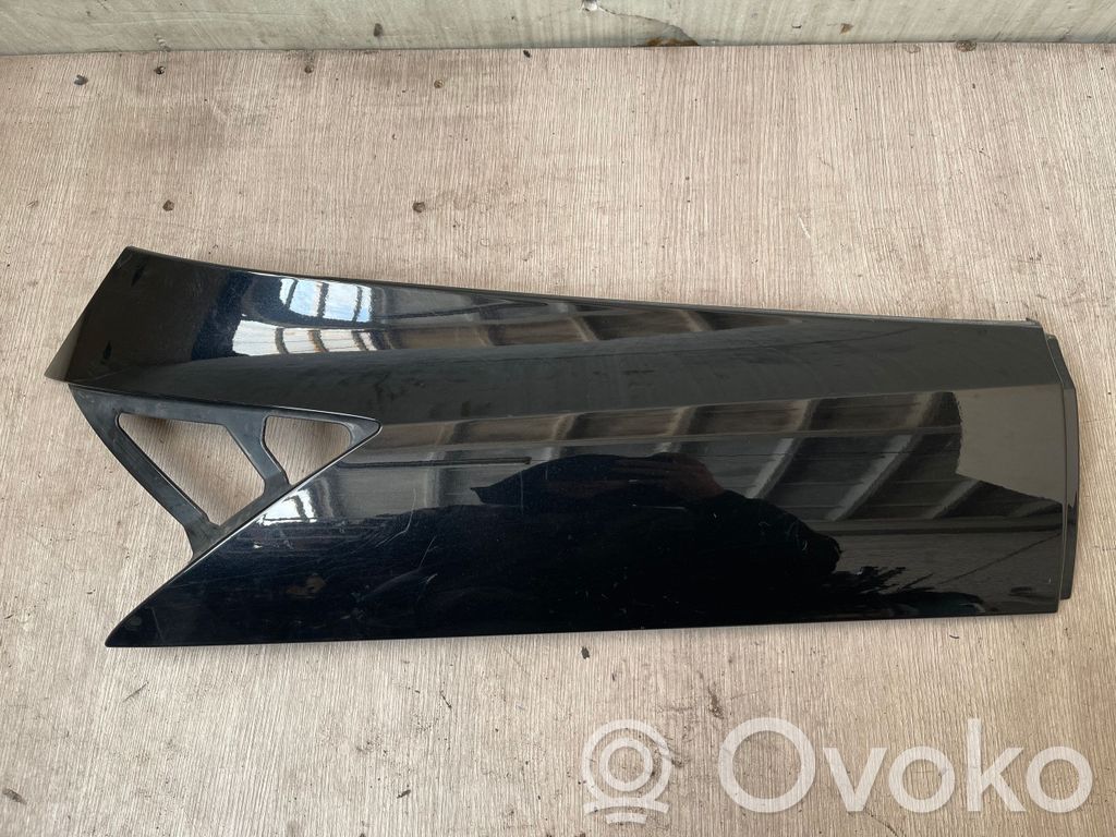 Ford Grand C-MAX Takalokasuojan muotolista 