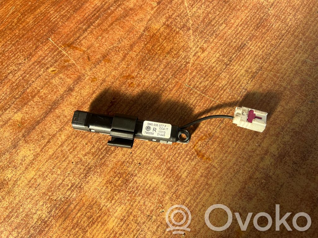 Volkswagen Golf Plus Antenos stiprintuvas 