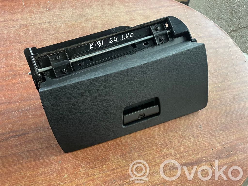 BMW 3 E90 E91 Glove box 
