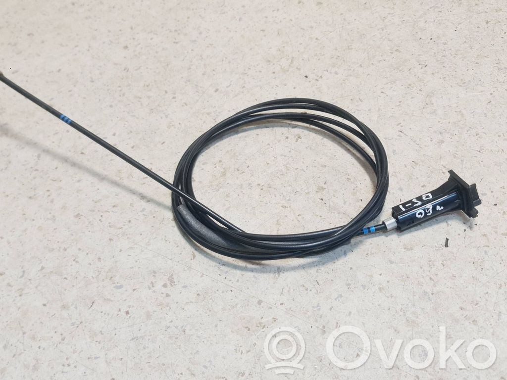 Hyundai i30 Fuel cap flap release cable 