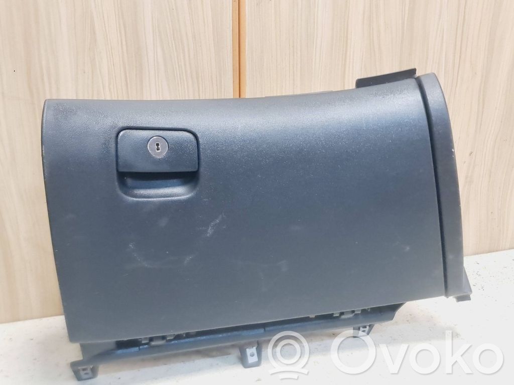 Hyundai i30 Juego guantera 