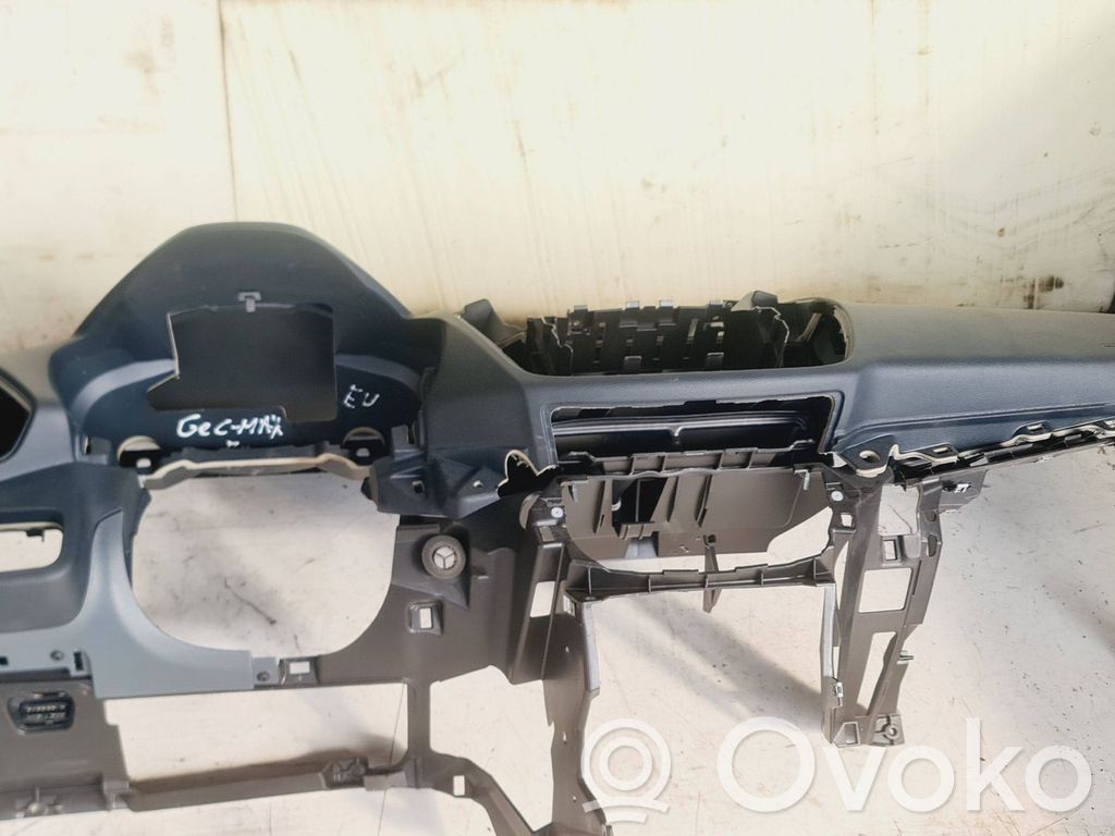 Ford Grand C-MAX Panelė 