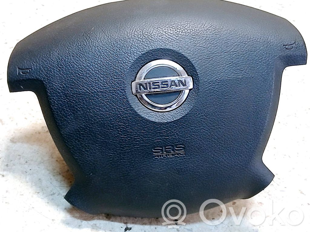 Nissan Primera Vairo oro pagalvė 