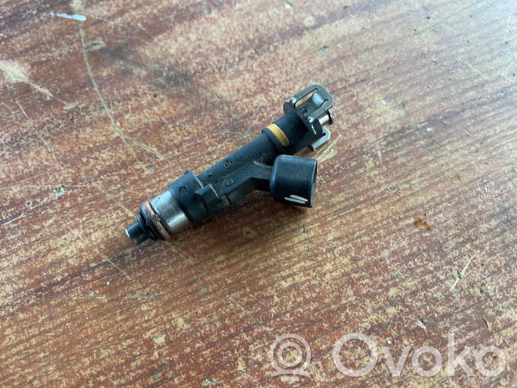 Mazda 6 Fuel injector 