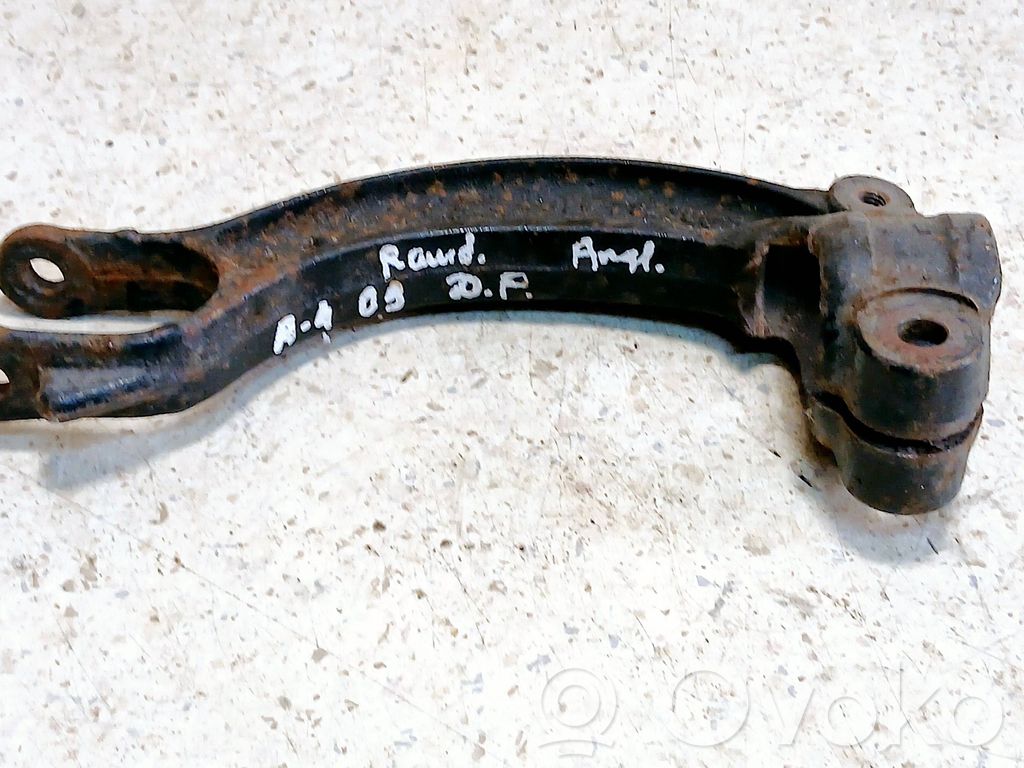 Audi A4 S4 B8 8K Mocowanie / Wspornik dolny amortyzatora osi przedniej 