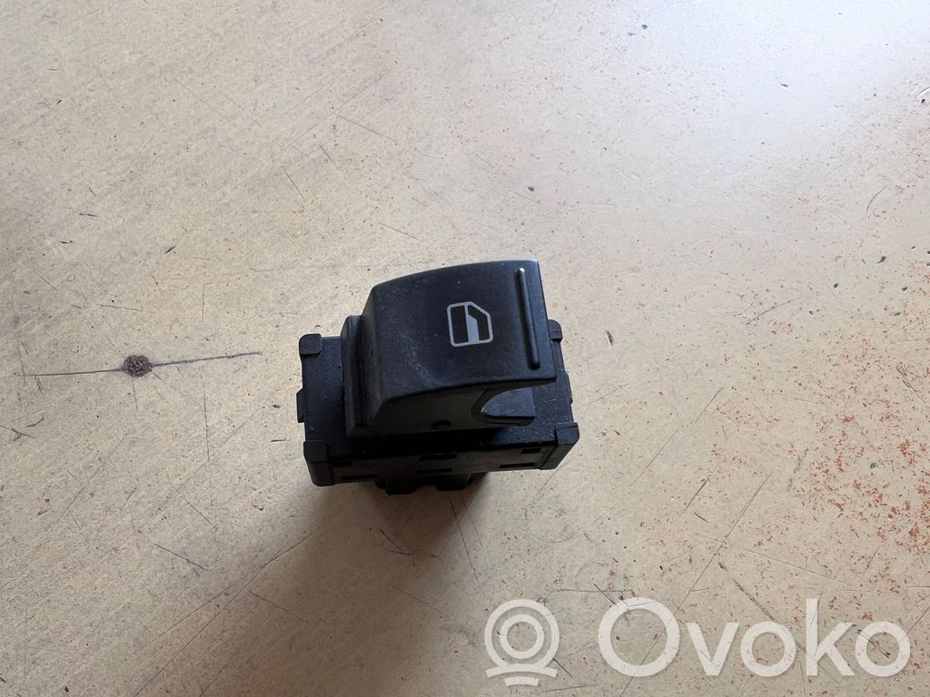 Volkswagen e-Up Electric window control switch 