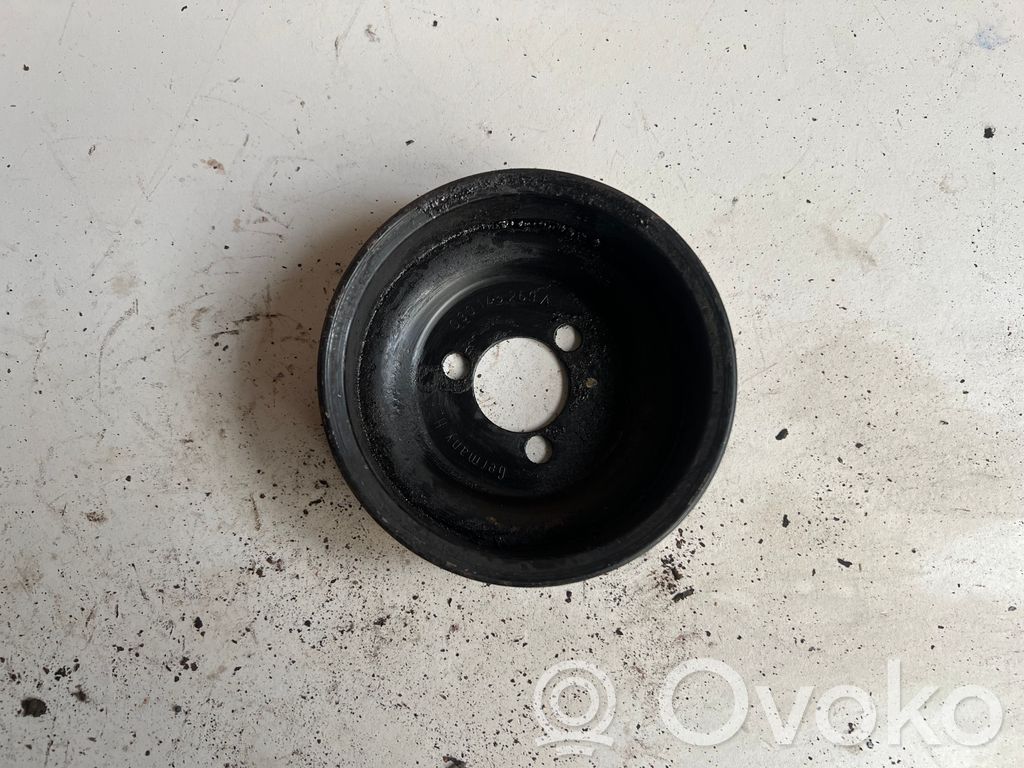 Volkswagen Golf IV Power steering pump pulley 