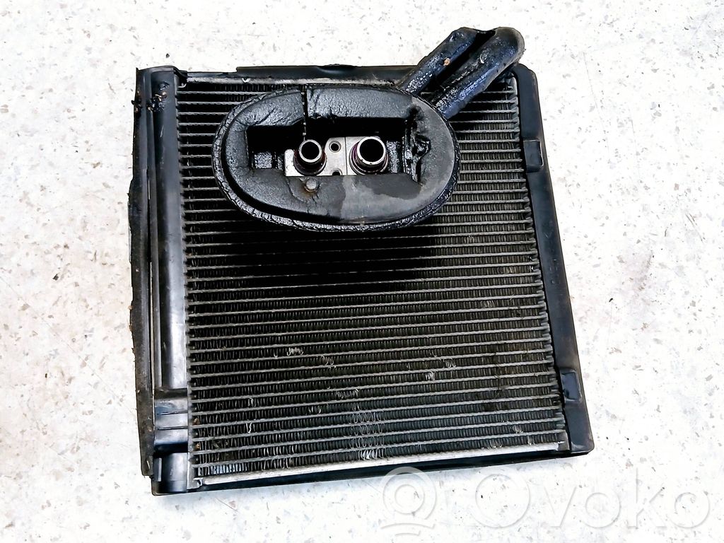 Volkswagen Golf V Condenseur de climatisation 