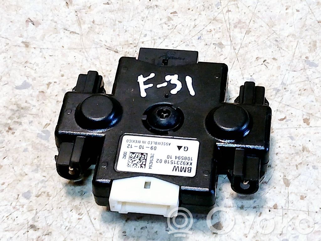 BMW 3 F30 F35 F31 Antenos stiprintuvas 