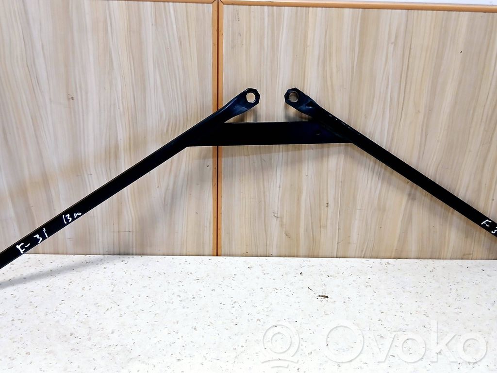 BMW 3 F30 F35 F31 Muu moottoritilan osa 