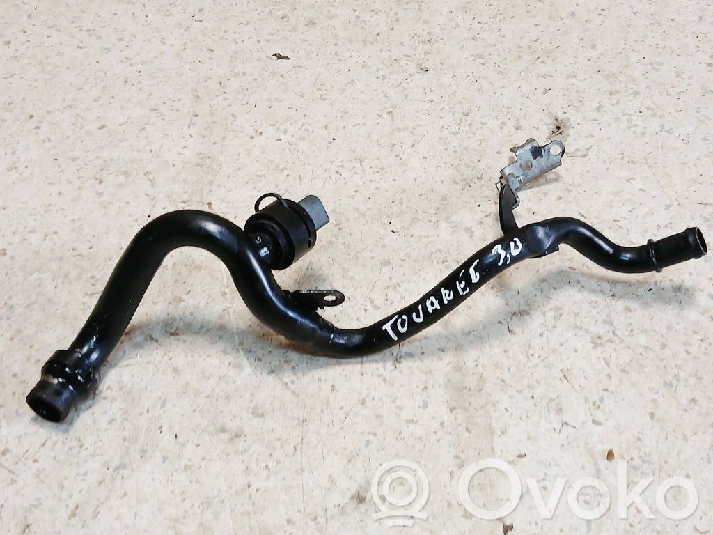 Volkswagen Touareg I Engine coolant pipe/hose 