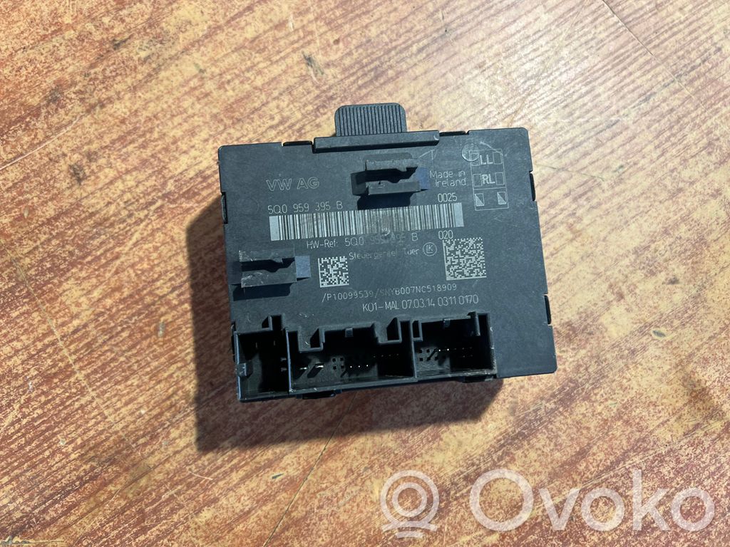 Audi A3 S3 8V Door control unit/module 