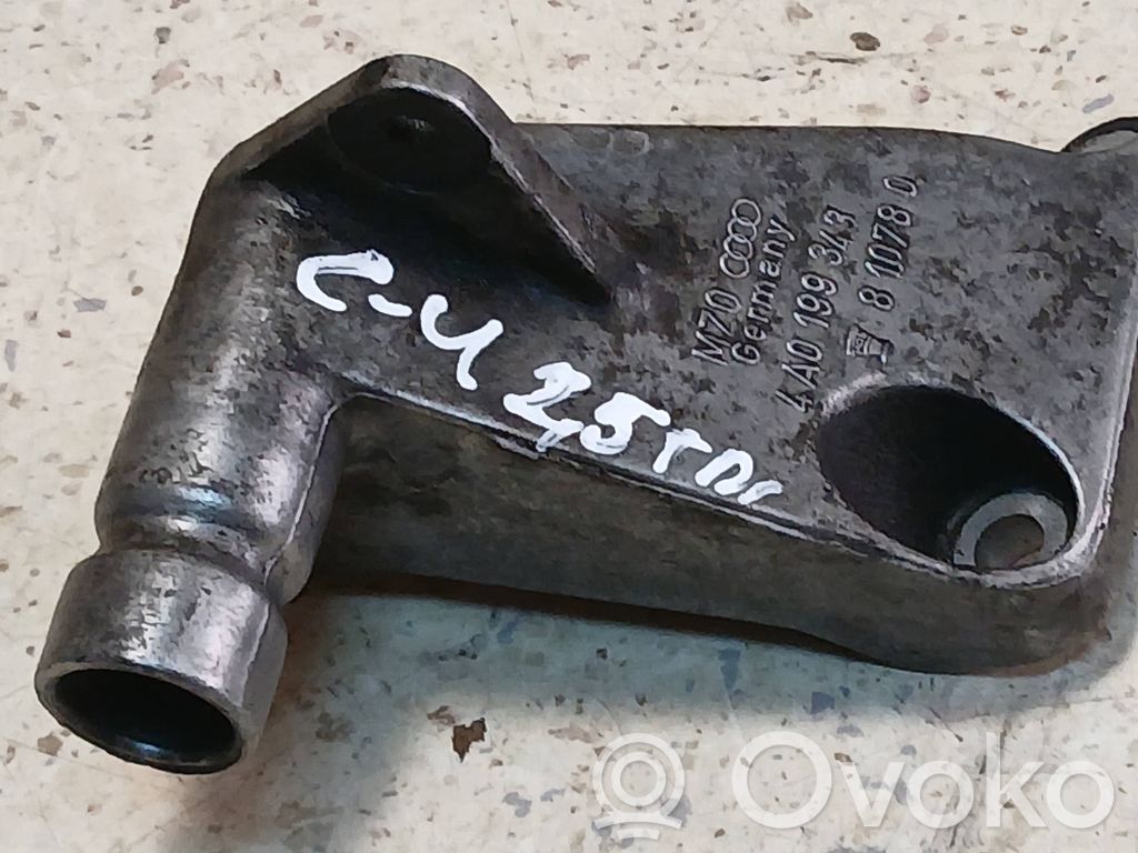 Audi 100 S4 C4 Engine mounting bracket 