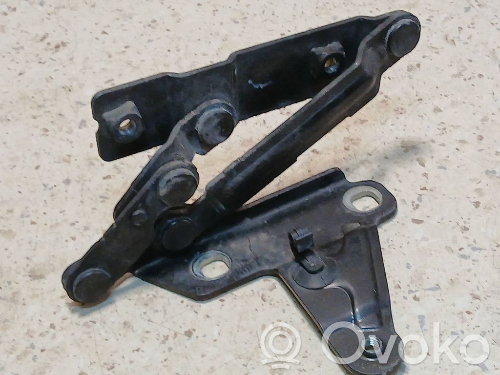 Seat Altea Konepellin saranat 