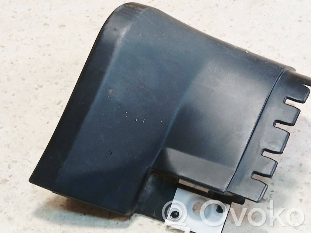 Audi A2 Aizmugurējā sliekšņa dekoratīvā apdare (ārējā) 