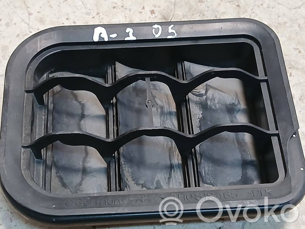 Audi A3 S3 8P Évent de pression de quart de panneau 