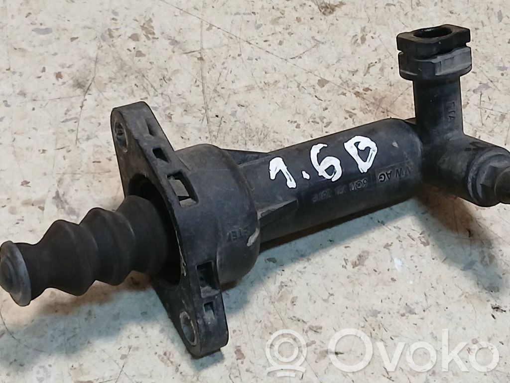 Audi A3 S3 8P Kytkimen apusylinteri 