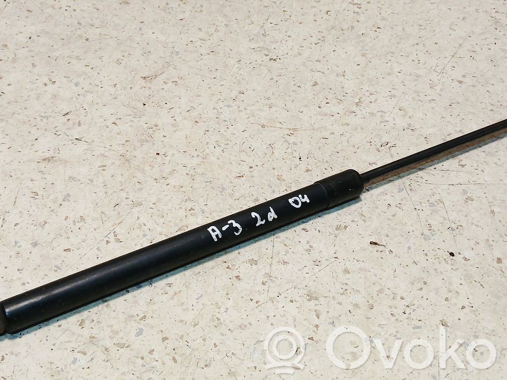 Audi A3 S3 8P Tailgate/trunk strut/damper 