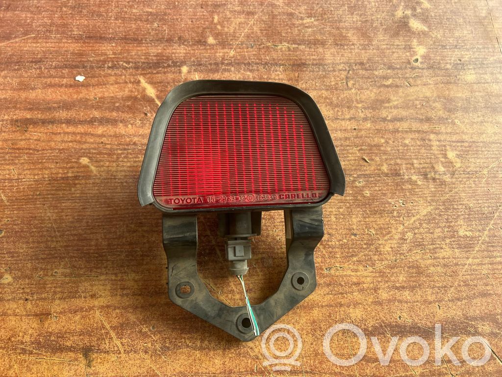 Toyota Avensis T220 Rear fog light 