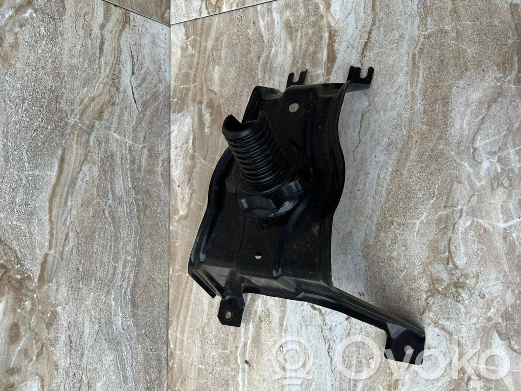 Base (soporte)   8W0802715