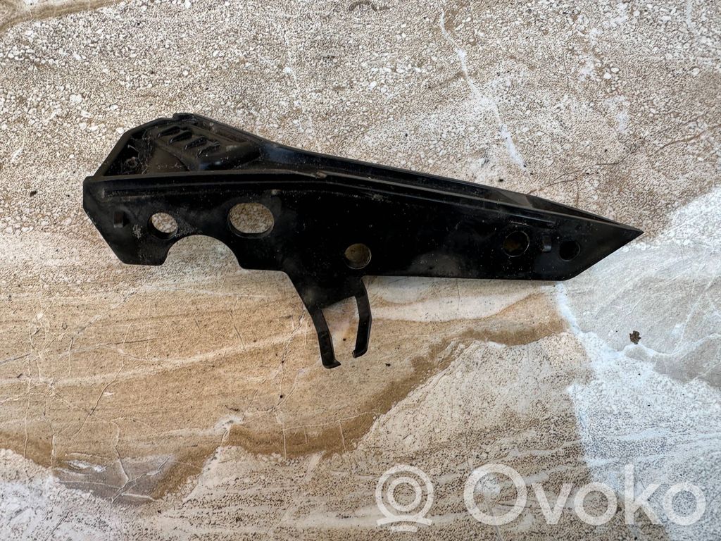 Jaguar F-Pace Front bumper mounting bracket 