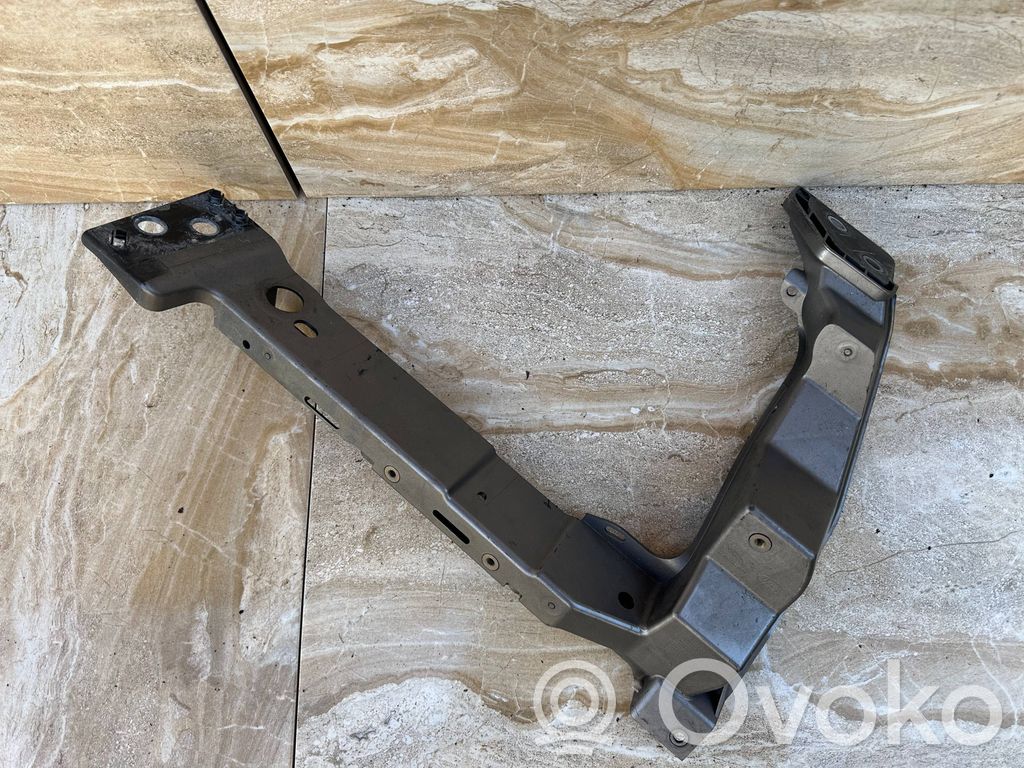 Support phare frontale   MK8313N079A