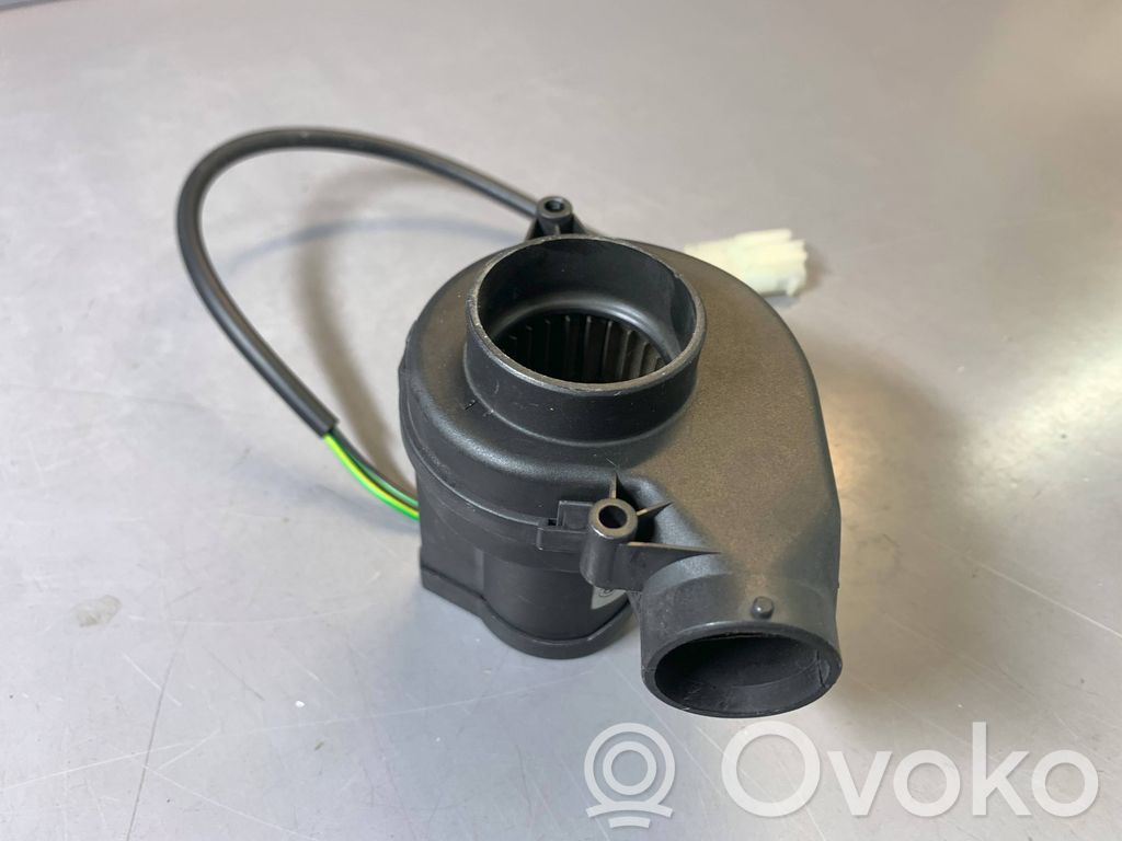 BMW X5 E53 Dzinēja vadības bloka ventilators 