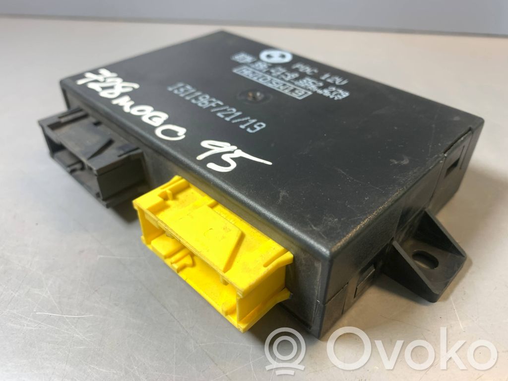 BMW 7 E38 Unidad de control/módulo PDC de aparcamiento 