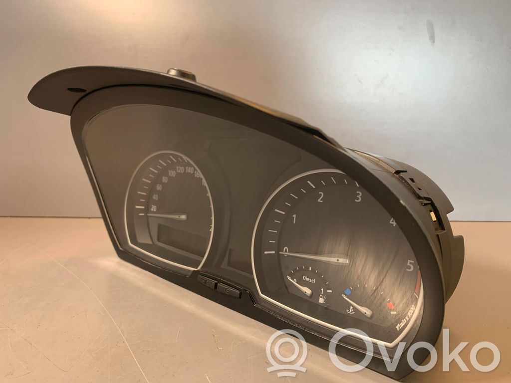 BMW X3 E83 Speedometer (instrument cluster) 