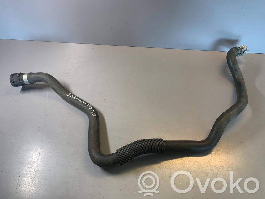 BMW 3 E46 Engine coolant pipe/hose 