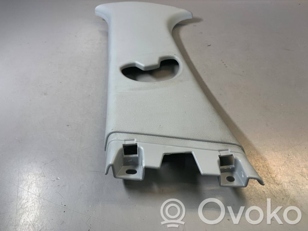 BMW 1 E81 E87 (B) pillar trim (top) 