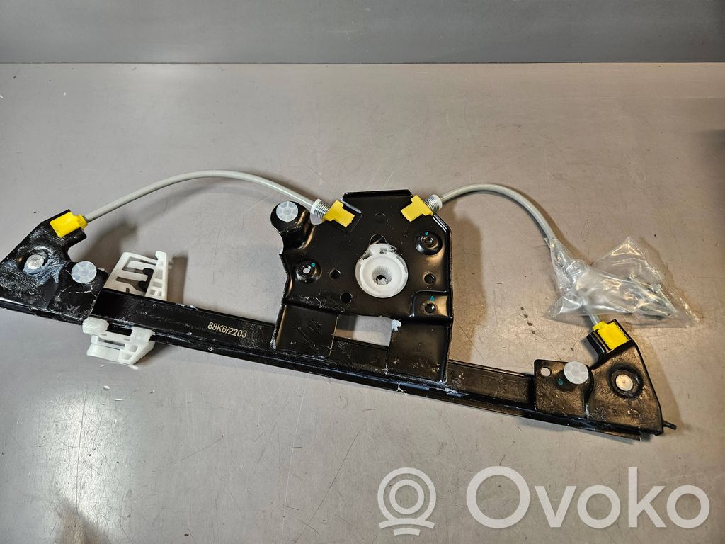BMW 1 E81 E87 Mecanismo para subir la puerta trasera sin motor 