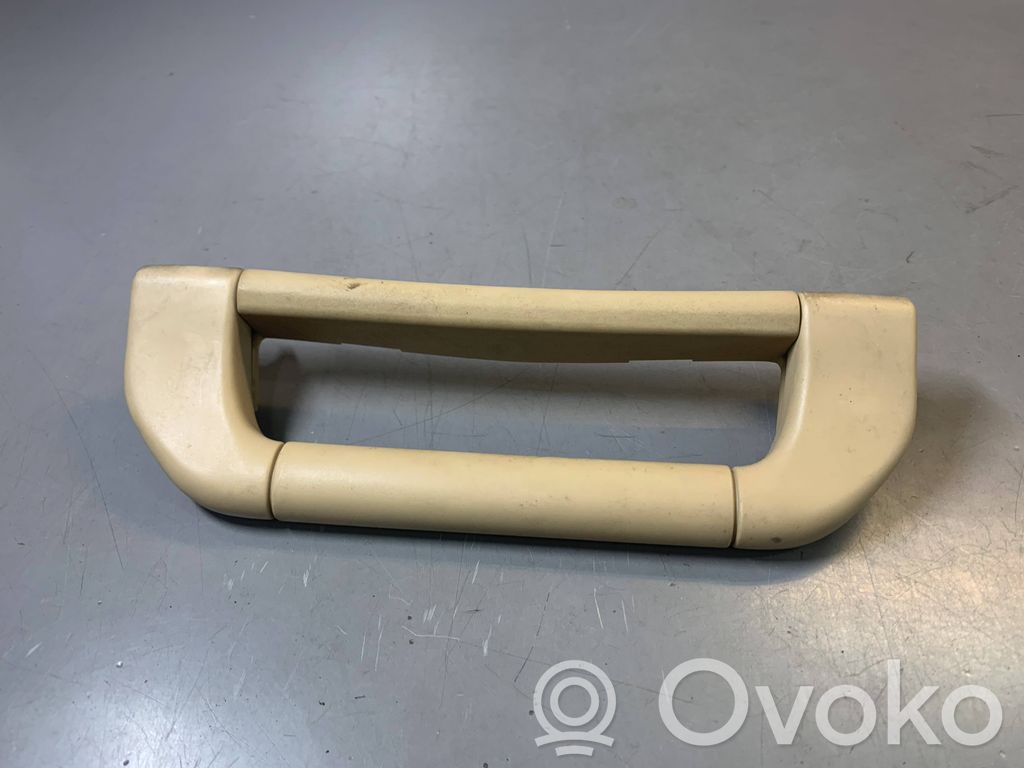 BMW 7 E38 Rankenėlė priekinė 
