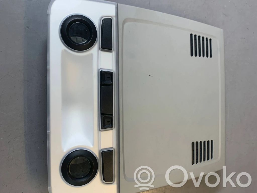 Front seat light   9137481