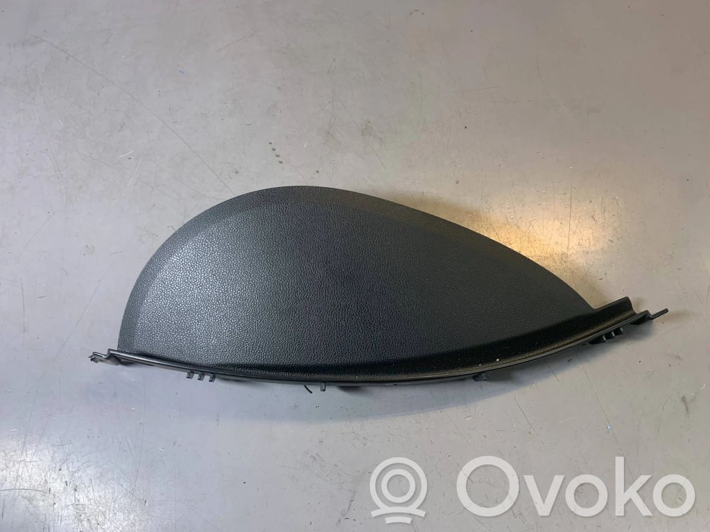 Moldura del extremo lateral de panel   7077819,51457077819,7075475,51457075475,72758411