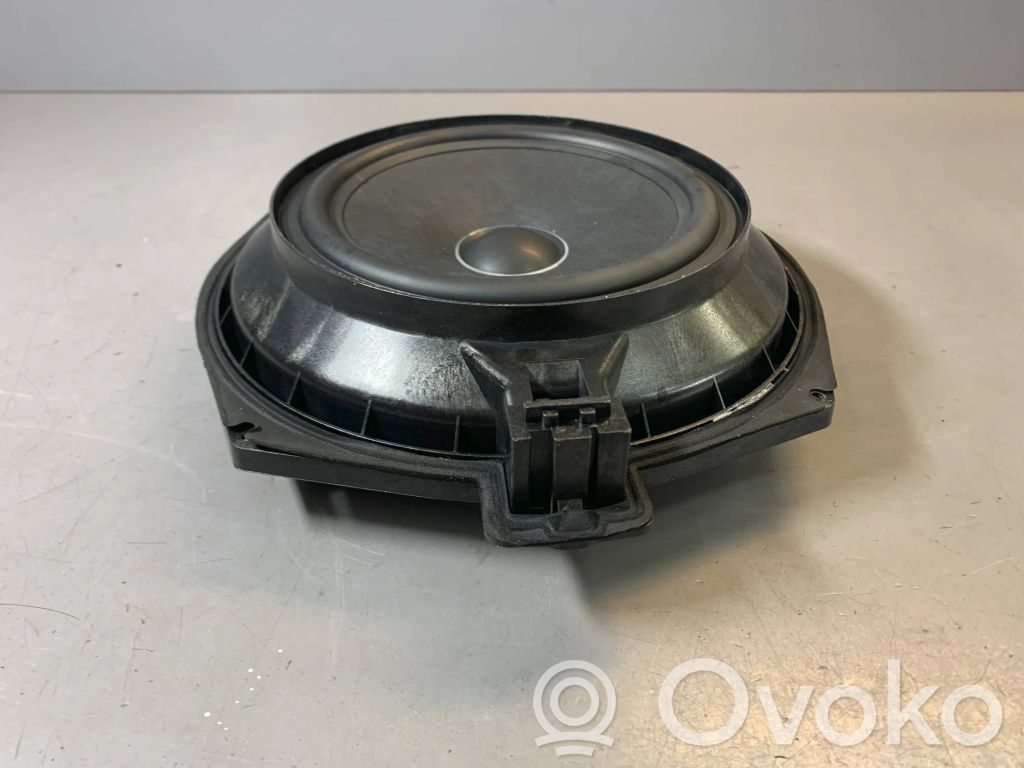 Enceinte subwoofer   65136915283,6915283