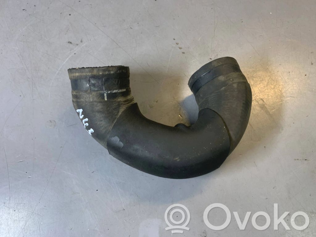 BMW 3 E90 E91 Engine coolant pipe/hose 