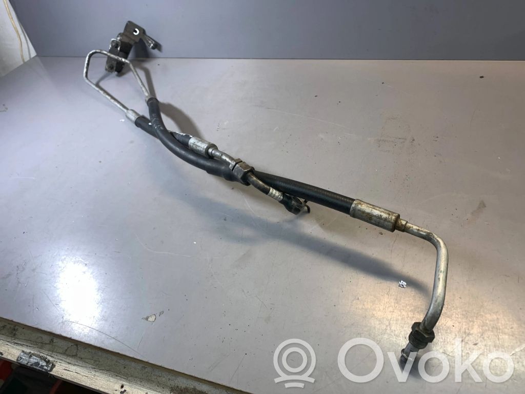 BMW 5 E60 E61 Ohjaustehostimen letkusto 